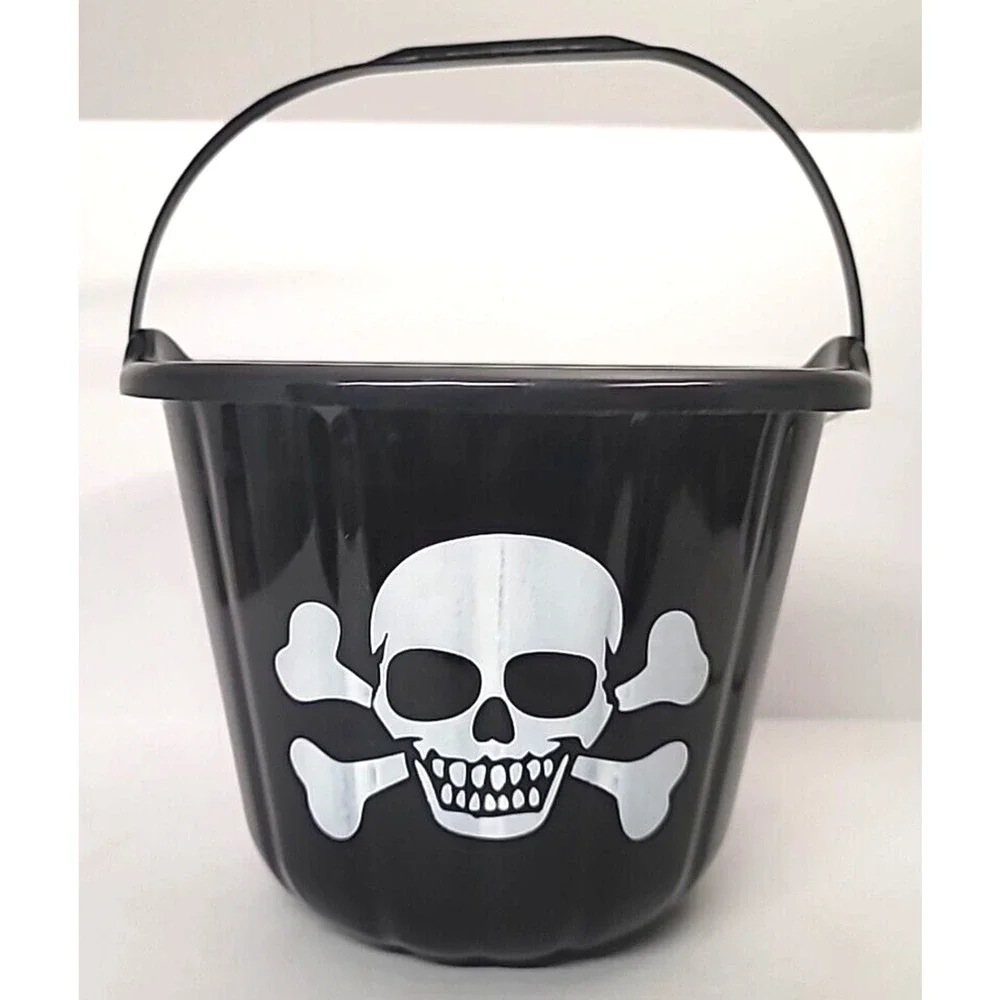 Halloween Skull & Crossbone Candy‎ Bucket Pail Black Plastic 7